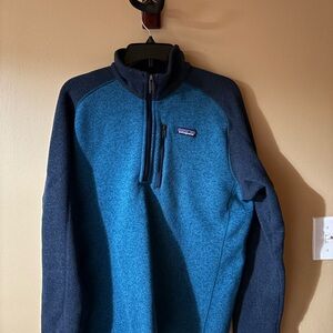 Patagonia Men's Teal and Navy Zip-Up Sweater